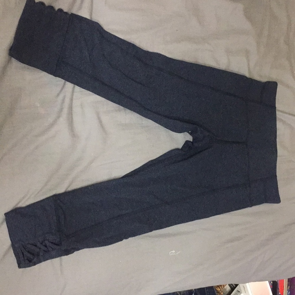 Cropped Calvin Klein yoga pants